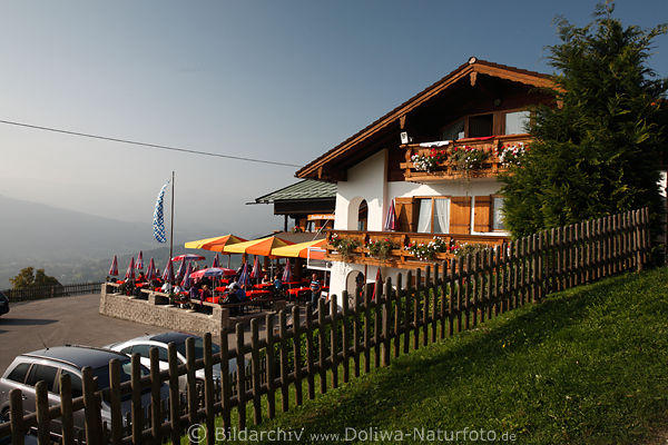 Sonnenterasse Einkehridylle ber Tal Berchtesgadener Gasthof Caf Hochlenzer bei Obersalzberg