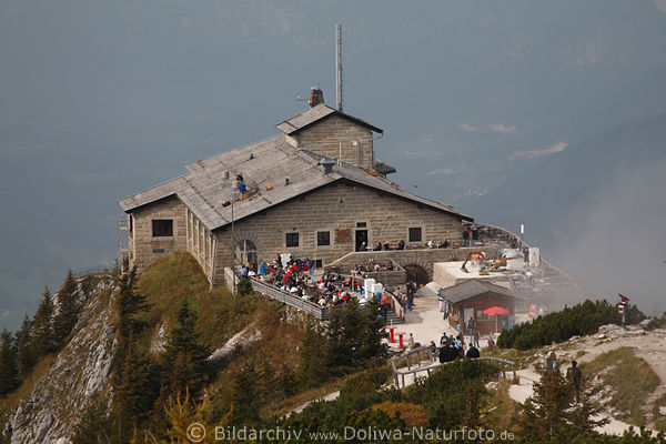 Kehlsteinhaus Berggaststtte Besucherplattform historisches Obersalzberg in Wolkenhhe