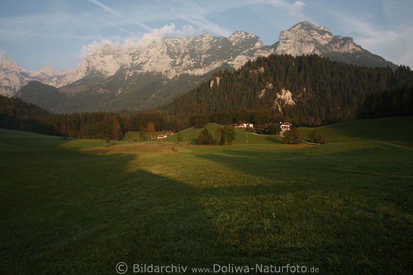 Bergmassiv Reiteralpe ber Ramsau Grnwiese malerische Berglandschaft in Morgenlicht