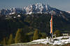 Vierlnder Bergpanorama Foto Tafeln mit Kimme und Korn gerichtet auf Gipfel der Alpenlnder