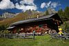 Gotschaunalm schönste Berghütte in Alpenlandschaft Osttirols Gipfel Virgental Wanderziel