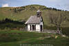 Postalmkapelle Foto in Alpen Berglandschaft Blick zum Thoralm Gasthaus am Berghang