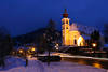 Waidring Kirchl Weihnachtszeit romantisches Winterbild Pillerseetal in Tirol Urlaubsort