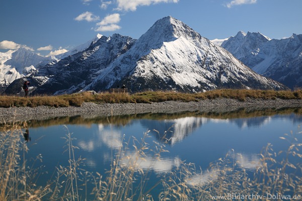 Schneegipfel Zillertaler Alpen Hochgebirge Naturfoto Berge Winterbild Tristner über Seewasser