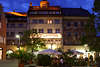 Barbarossa Hotel Restaurant Nachtlichter Konstanz Gäste Essen in Gartenhof