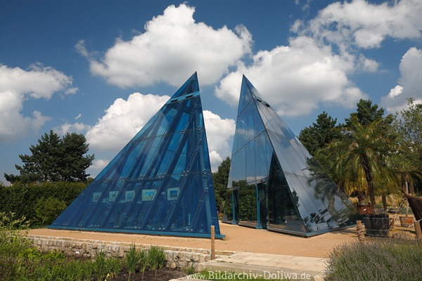 Shaikh Zayeds blaue Pyramide-Hlften Wstengarten Botanik in Hamburg Klein Flottbek