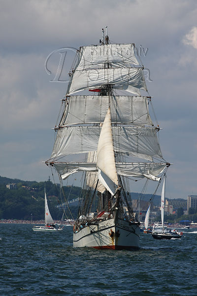 Astrid Segelschiff Grojacht unter Segeln in Wind 