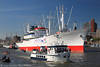 Schiffsparade Cap-San-Diego Elbfahrt in Hamburg