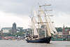 Segelschiff Thalassa bei Hafengeburtstag Parade