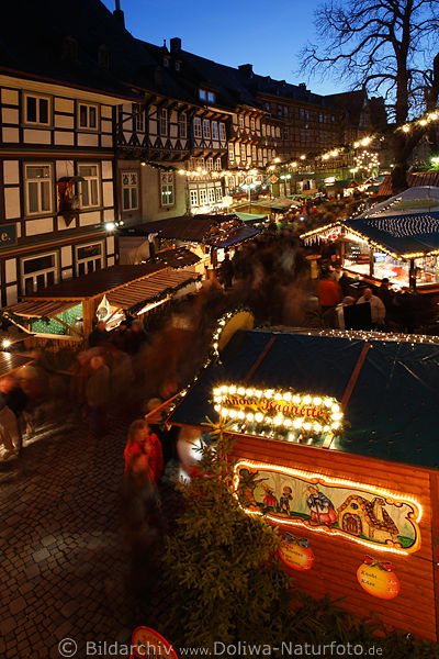 Goslar Marktstrasse Weihnachtsbuden Foto Altstadt Romantik Abendstunde Luftbild Adventsmarkt Besucher