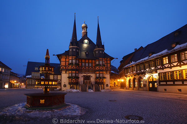 Wernigerode Marktplatz Brunnen historischer Rathaus