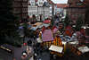916315_Hildesheim Weihnachtsmarktbuden Foto in Altstadt historischen Kulisse von Rathausmarkt