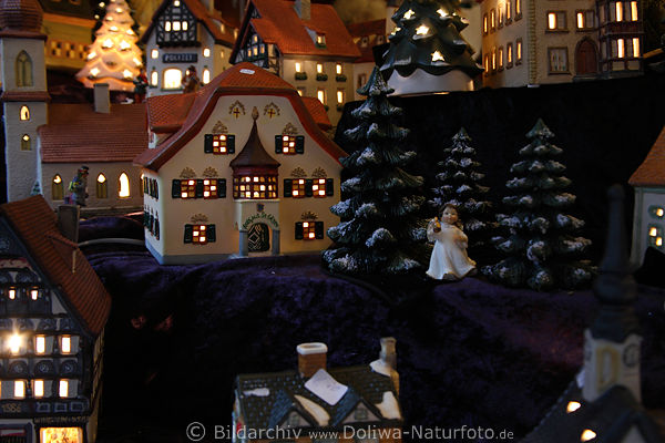 Porzellan Lichthuser romantische Geschenke fr Adventszeit auf Hildesheimer Weihnachtsmarkt