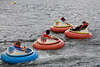 805753_ Wasserspass für Kinder, Kieler Woche Hafenfest Schlauchbootfahrt Foto, Rafting Riesenspass