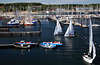 805565_ Kiel Olympiahafen Schilksee Foto Regatten Yachten, Segler & Segelboote parken während Kieler Woche