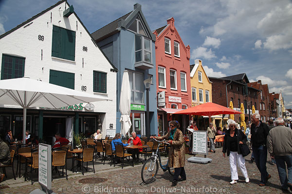 Husum Hafenpromenade Foto Friesenhuser Cafs Nordfriesland Urlaubsidyll Bild