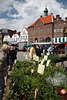 Husumer Markt Foto Nordfriesland Hafenstadt Altstadt Fachwerkhuser  Wochenmarkt Bild aus Hsem