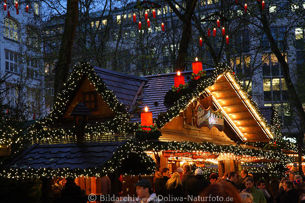 Weihnachtsschnke Kerzenlichter Hamburg Advent Bume-Dekor Glhweinstand Menschen