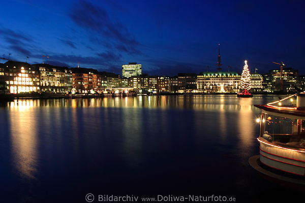 Hamburg Alsterpanorama romantische Weihnachtszeit Christbaum Wasser Nachtfotos Schiff Tanne