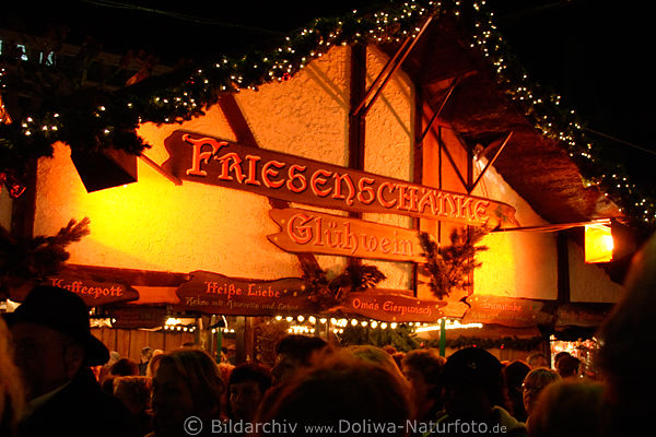 Friesenschnke Weihnachtsstand mit Glhwein Eierpunsch Lumumba Rotlicht in Hamburg