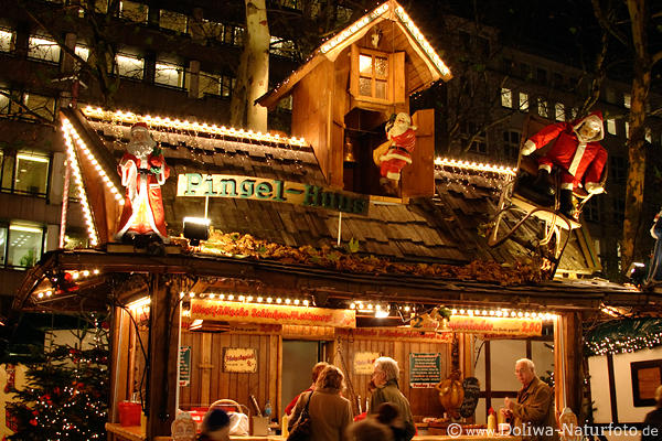 Pingel-Haus Weihnachtsmnner schmuckes Stand in Hamburger Advent mit Westflischen Schinken