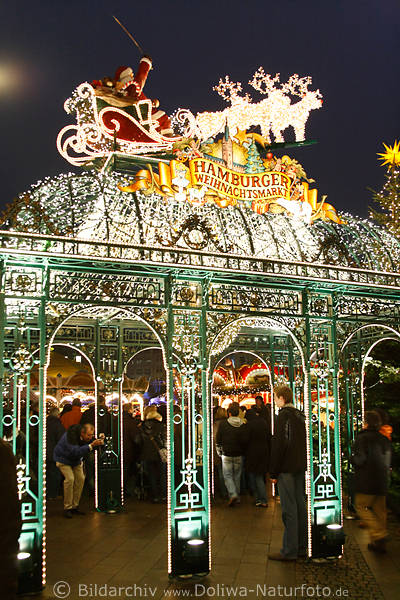 Lichttor Hamburger Weihnachtsmarkt Nikolaus Renntierschlitten