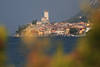 Malcesine CityPanorama Gardasee Landschaft Foto abstrakt verwischter Wasserblick