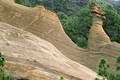 Teneriffa Sandpyramiden in Bild Erosion-Windgeformte Sandbnke in Vilaflor Kiefernwald