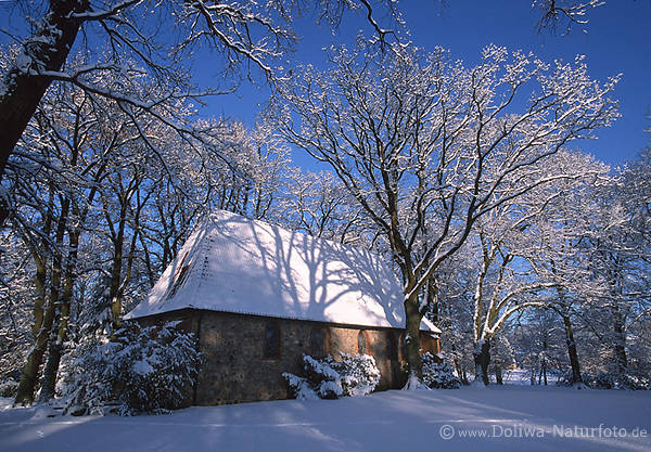 Winterzauber um Ole Kerk Bispingen Kirchlein Kapelle im Schnee Frostromantik