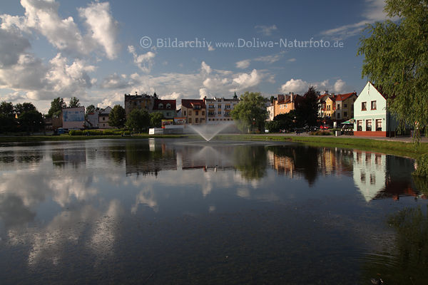 Sensburg Parksee Springbrunnen Wasser-Fontne Landschaft Stadthuser Wolken Spiegelung Masuren Reisebild