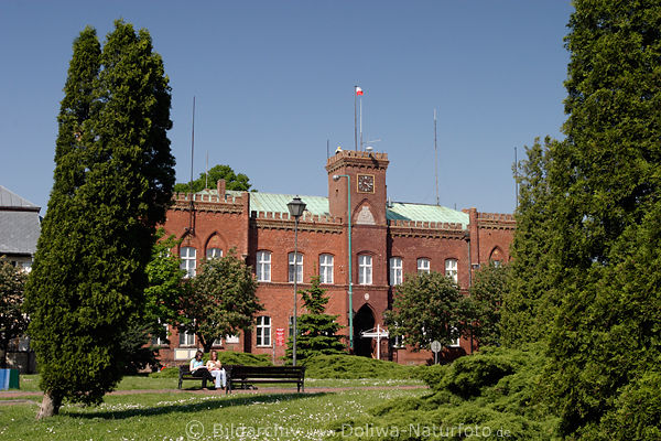 Wollin Postgebäude in Stadtpark Grünidylle