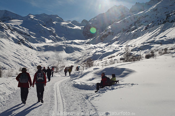Morteratsch-Gletscher Bergtal Wanderer Schneeweg Winterlandschaft Paare