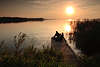 Wassersteg Jugendtreff Foto in Sonne über See Landschaft Romantik Abendruhe Naturbild