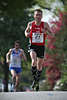 904811_ Vincent Nothum Marathonfoto Läufer Laufbild von Laufstrecke, Sportportrait im Lauf