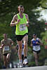 904844_ Marc Fricke Marathonfoto, Non-Stop-Ultra Brakel Läufer effektvoller Laufporträt in Alsterallee
