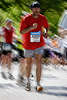 Marathonläufer Jürgen in Bewegung Fotodesign Startnr: 20020 Grafik Aktionbild