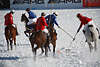 SnowPolo St.Moritz Schnee-Match Polopferde  Polospieler dynamische Sportszene Foto