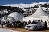 St.Moritz Polo-Sponsoren in Engadin Bergkulisse glänzende Limousinen Maybach Nobelkarossen vor Zelten