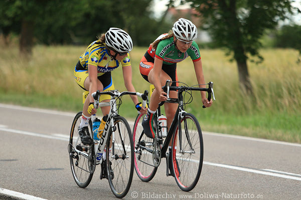 Damen-Radrennen Frauen-Radsport Strasse Rennradfahrerinnen Girls Duo Cycling racing