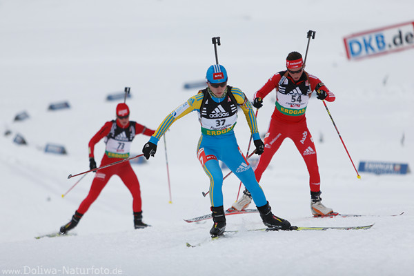 Biathletinnen Trio Skilauf auf Schneepiste: Vita Semerenko, Selina Gasparin, Weronika Novakowska