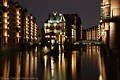 Speicherstadt Hamburg Wasserschloß Nachtpanorama Lichter historischer Freihafen