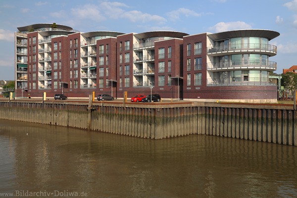 Apartment Immobilie Bremerhaven Weserkai Wohnblock am Wasser Geestemndung