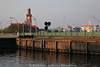 Amerikahafen Reise Foto Cuxhaven Kreuzfahrtterminal Turm mit Uhr am Kai Steubenhft