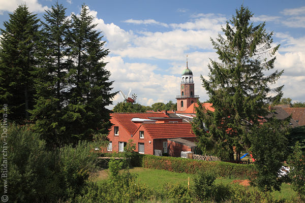 Jemgum Emsdorf Landschaftsbild Kirche Huser Dorfblick vom Deich