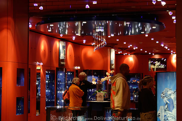 Kunstglas-Shop Glasartikel glizernde Lichter Rotwnde in Newcastle Besucher