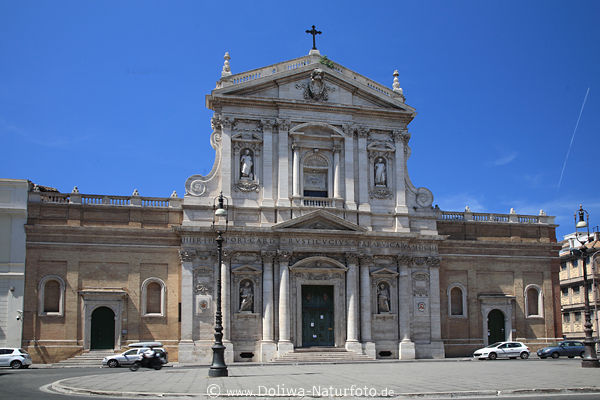 Roma Chiesa a Piazza San Bernando Christliche Kirche alte Architektur