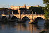 Tiber-Brcke SantAngelo Rom Wasser Flusslandschaft Palast Giustizia in Abendsonne