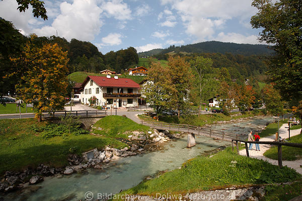 Bergdorf Ramsau Naturidylle Foto Fluss Ache Brcke Fussweg ber grnes Bergwasser