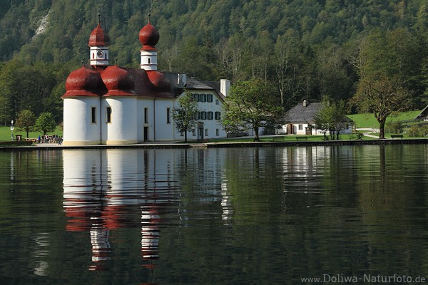 Basilica St. Bartholom rotweisse 2-Turm-Kirche am Wasser Knigssee Grnufer