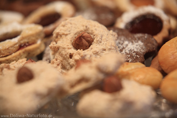 Nussmakronen Makrobild Weihnachtsgebck Kekse selektive Schrfe Fotodesign